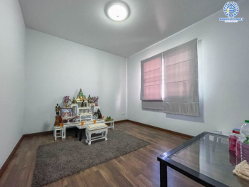 *****บ้านเดี่ยวมือสองย่านกรุงเทพฯ ม.ดิโอโซน เพชรเกษม หลังมุม เนื้อที่กว้างขวางเกือบ 32 ตร.ว.  ฟังก์ชัน 5 ห้องนอน 3 ห้องน้ำ ที่จอดรถ 2 คัน ฟรี! เครื่องปรับอากาศ 4 เครื่อง! โครงการตั้งบนทำเลแห่งการเดินทาง ใกล้รถไฟฟ้าสายสีน้ำเงิน "สถานีหลักสอง"